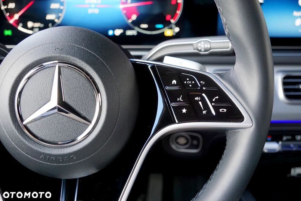 Mercedes-Benz GLE 300 d mHEV 4-Matic AMG Line - 33