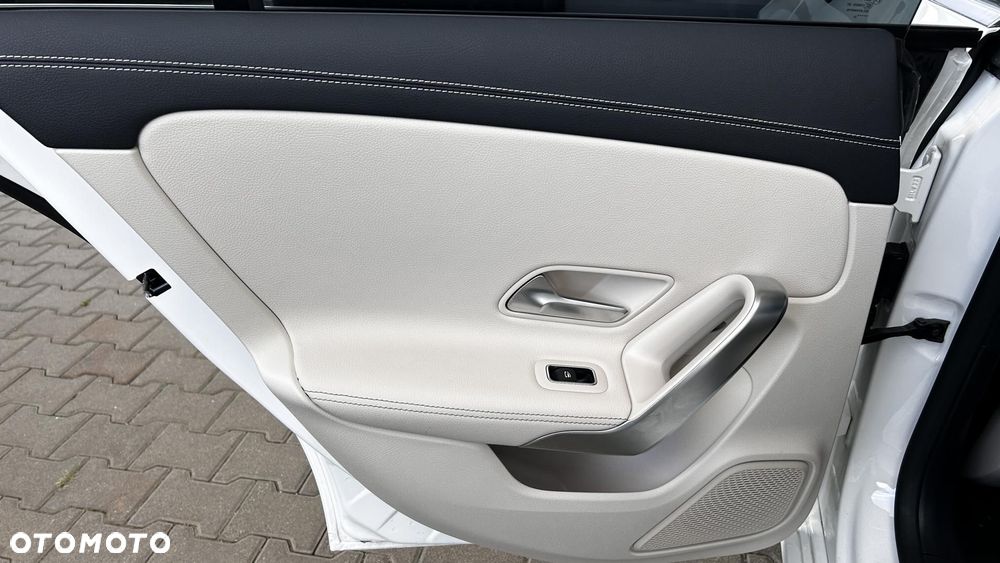 Mercedes-Benz CLA - 20
