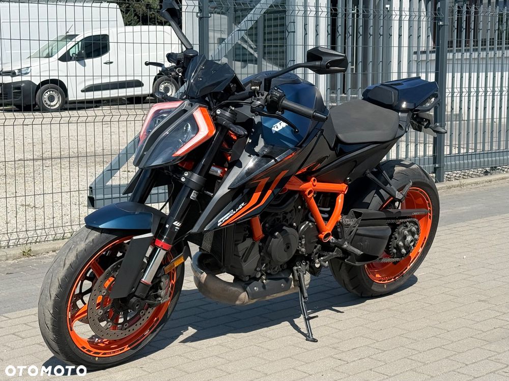 KTM Super Duke - 1