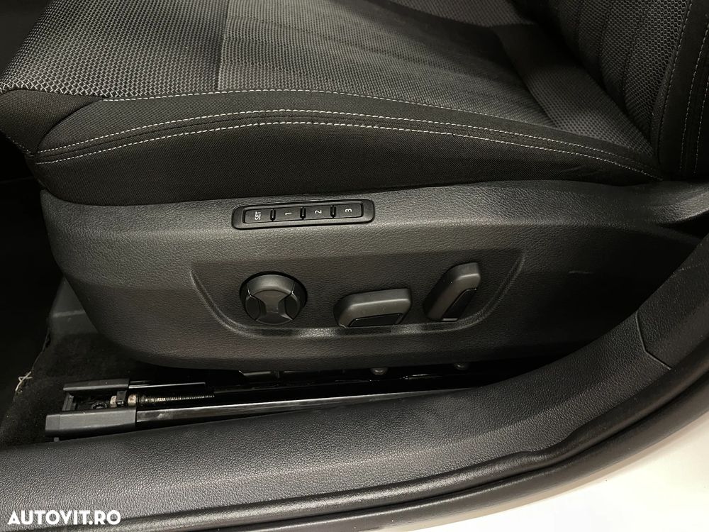 Skoda Superb 2.0 TDI DSG Style - 22