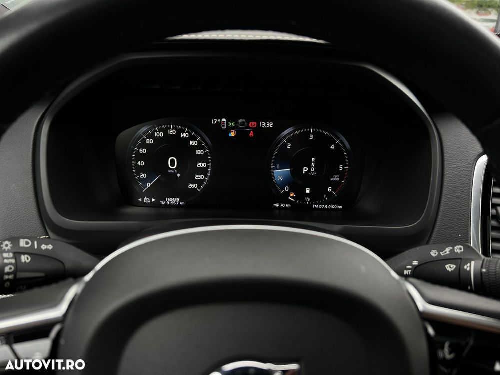 Volvo XC 90 B5 D AWD Plus Dark - 22
