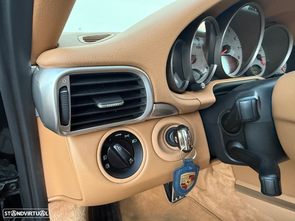 Porsche 911 (997) Carrera S - 38