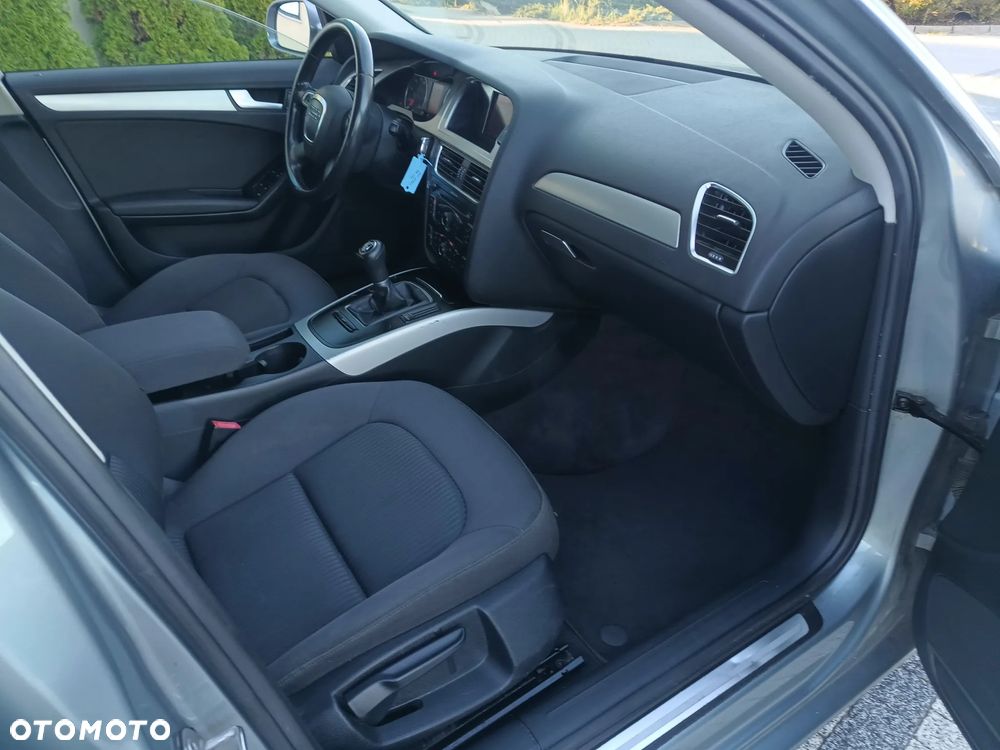 Audi A4 Avant - 8