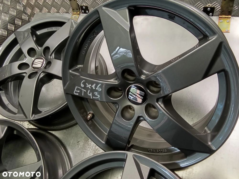Felgi Seat Ateca Alhambra Leon Toledo Altea 6Jx16 et43 5x112 - 3