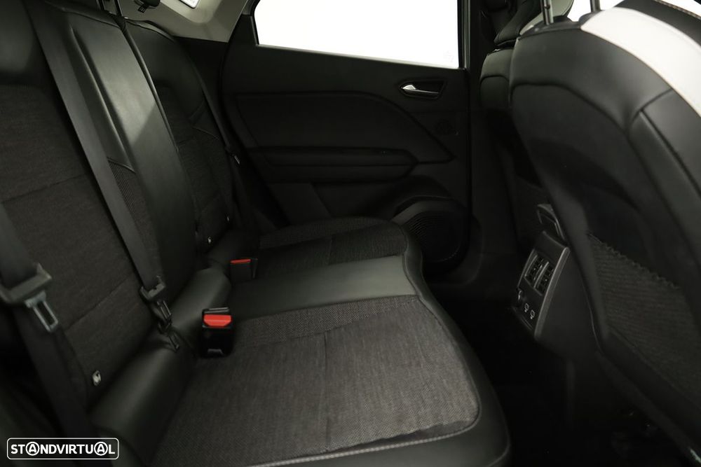 Renault Captur 1.0 TCe Techno Bi-Fuel - 24