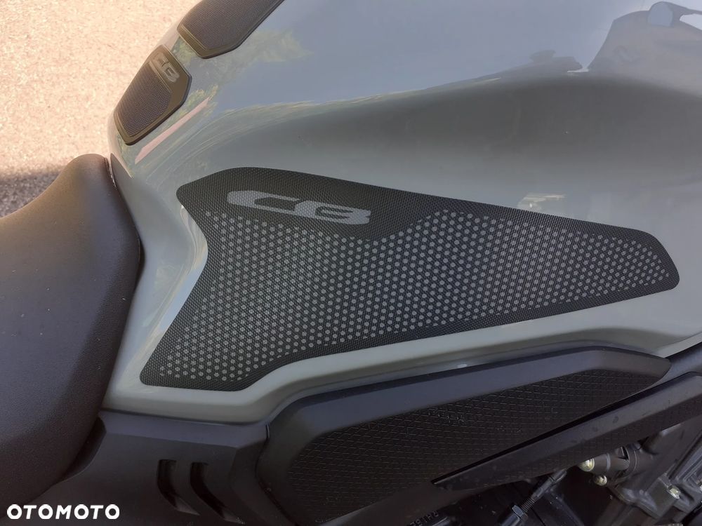 Honda CB - 13