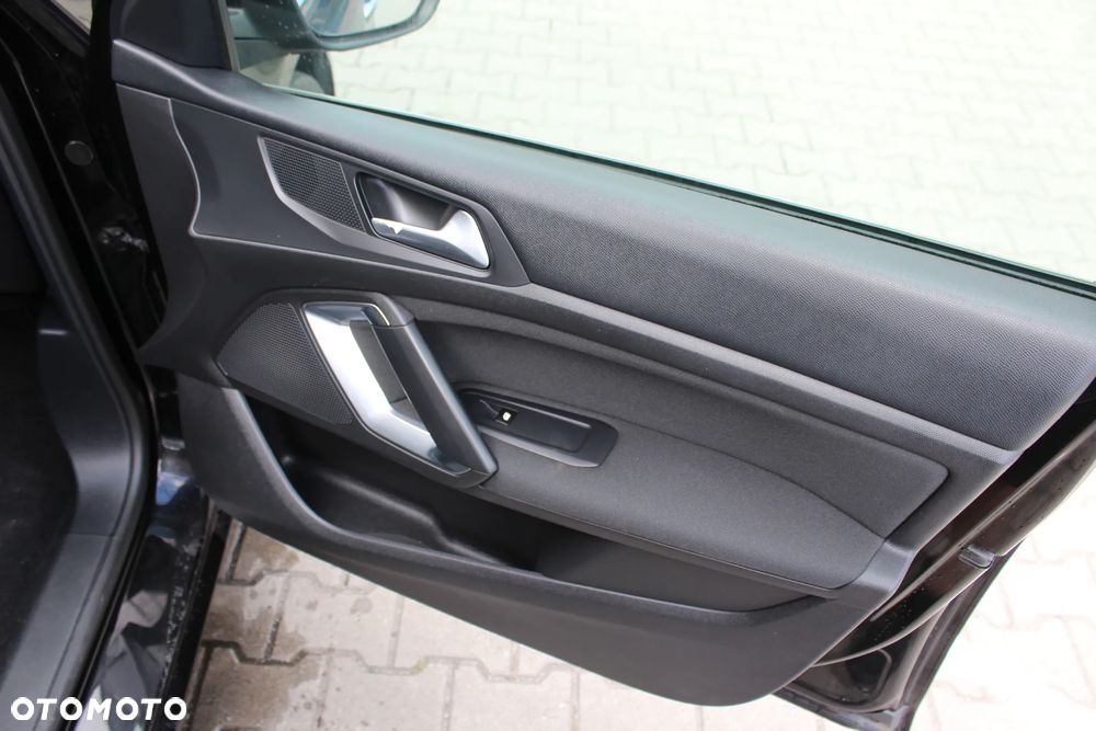 Peugeot 308 BlueHDi 150 Stop & Start Active - 23