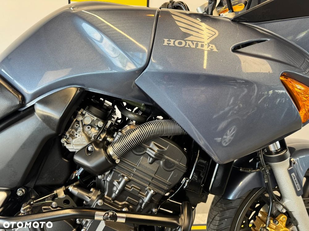 Honda CBF - 12