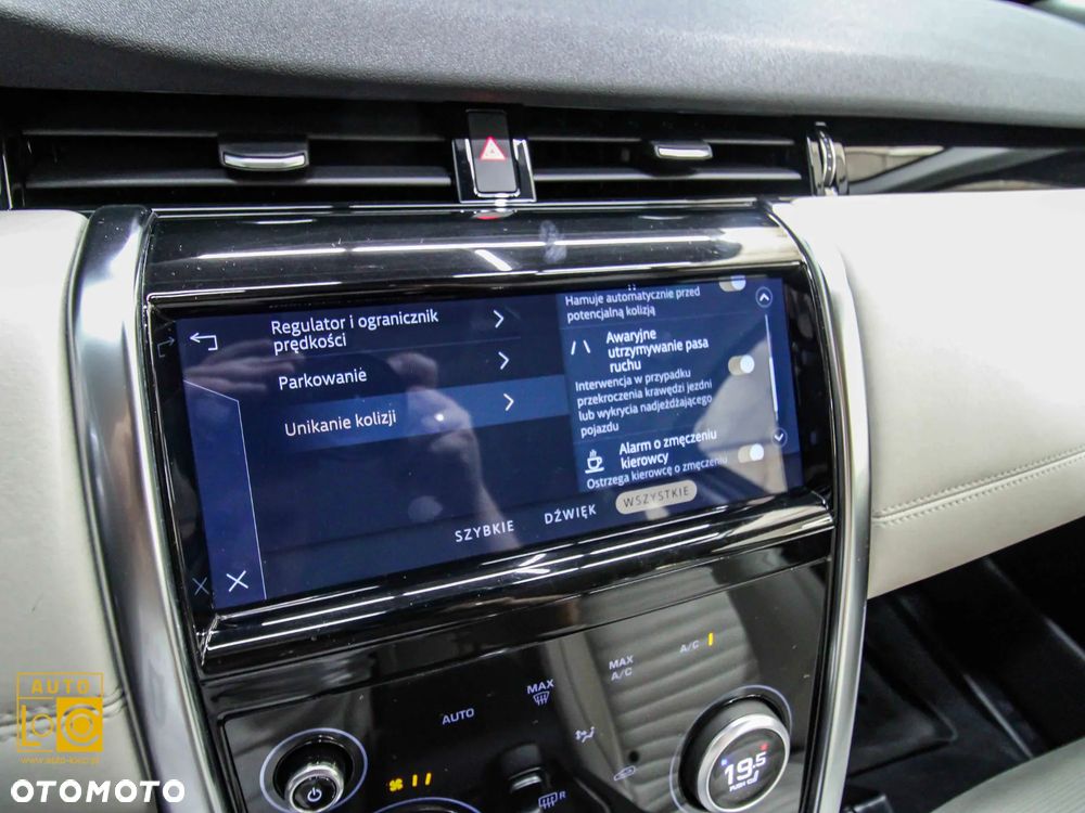Land Rover Discovery Sport 2.0 D200 mHEV HSE - 27