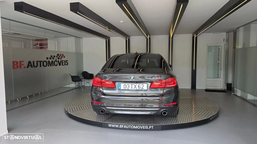 BMW 530 e iPerformance Line Luxury - 17