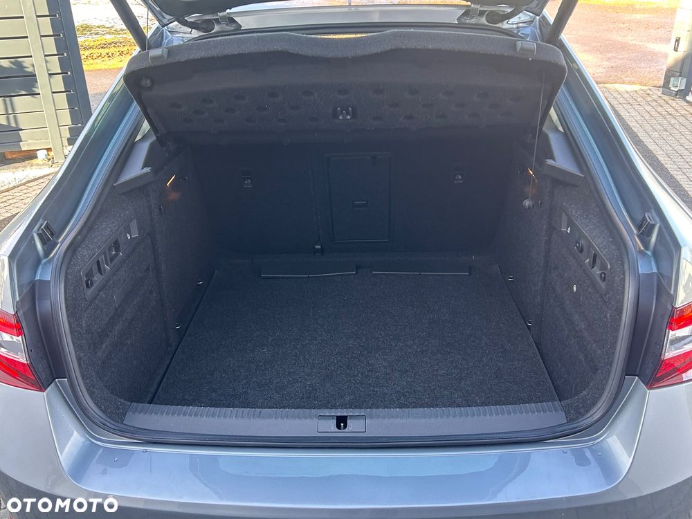 Skoda Superb 2.0 TDI L&K DSG - 28