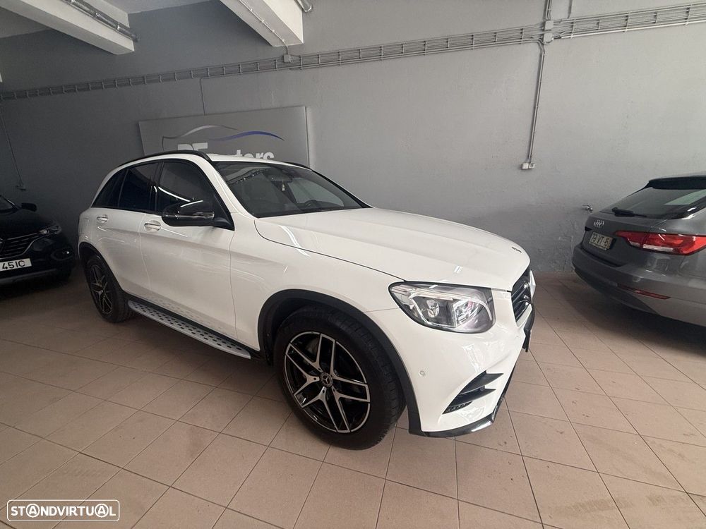 Mercedes-Benz GLC 250 d 4Matic 9G-TRONIC AMG Line - 28