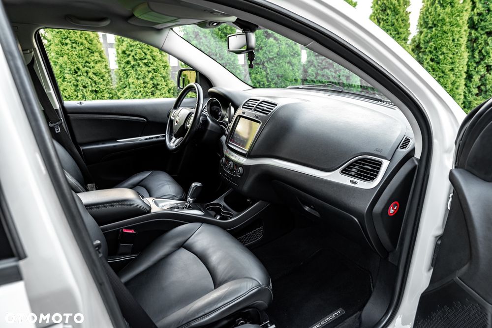 Fiat Freemont 2.0 Multijet Lounge AWD - 23