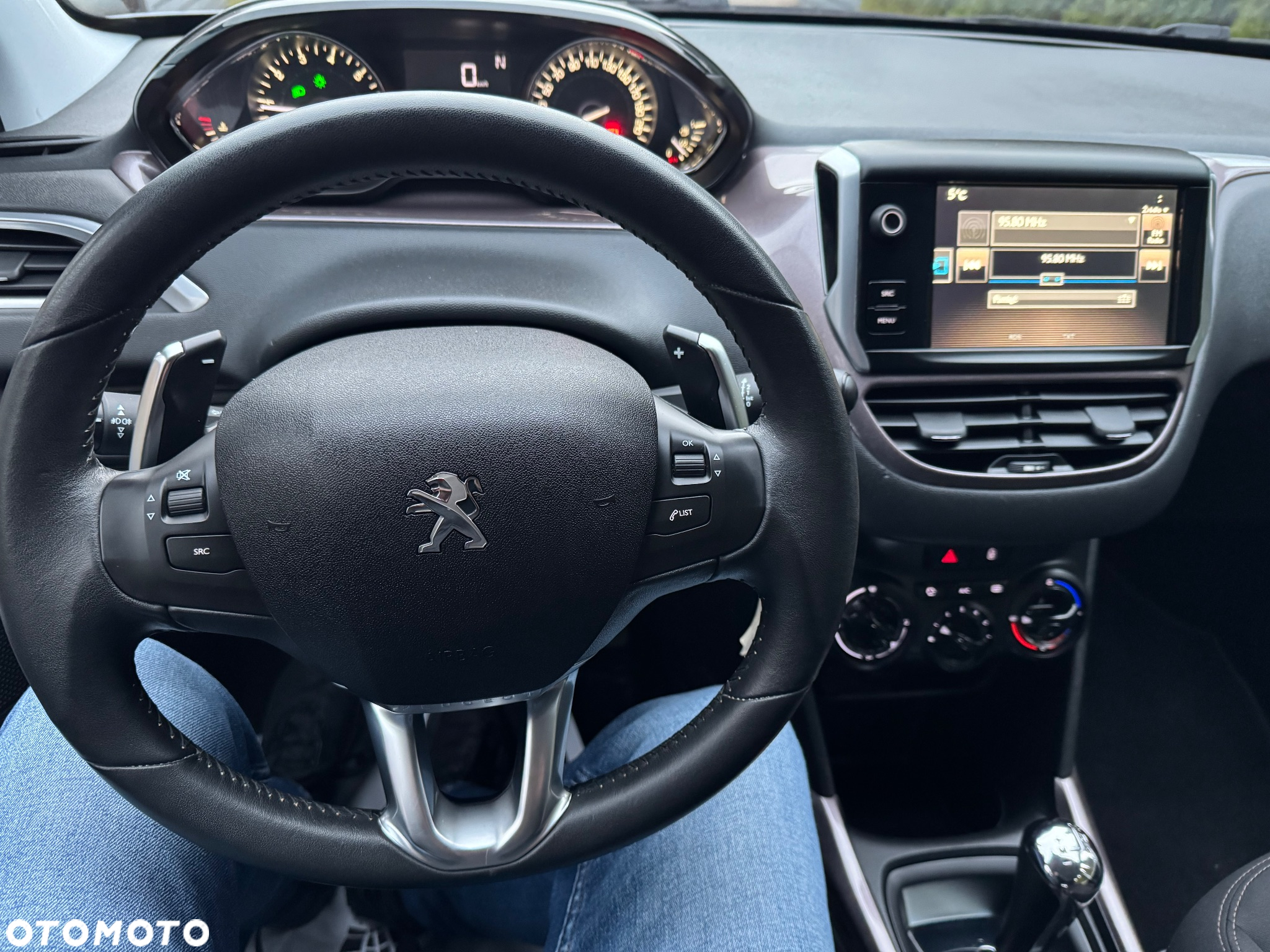 Peugeot 2008 82 e-VTI ETG5 Active - 12