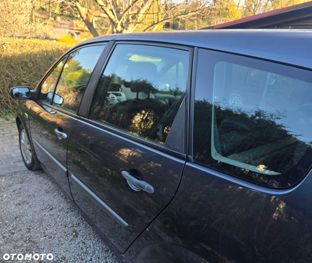 Renault Grand Scenic - 6