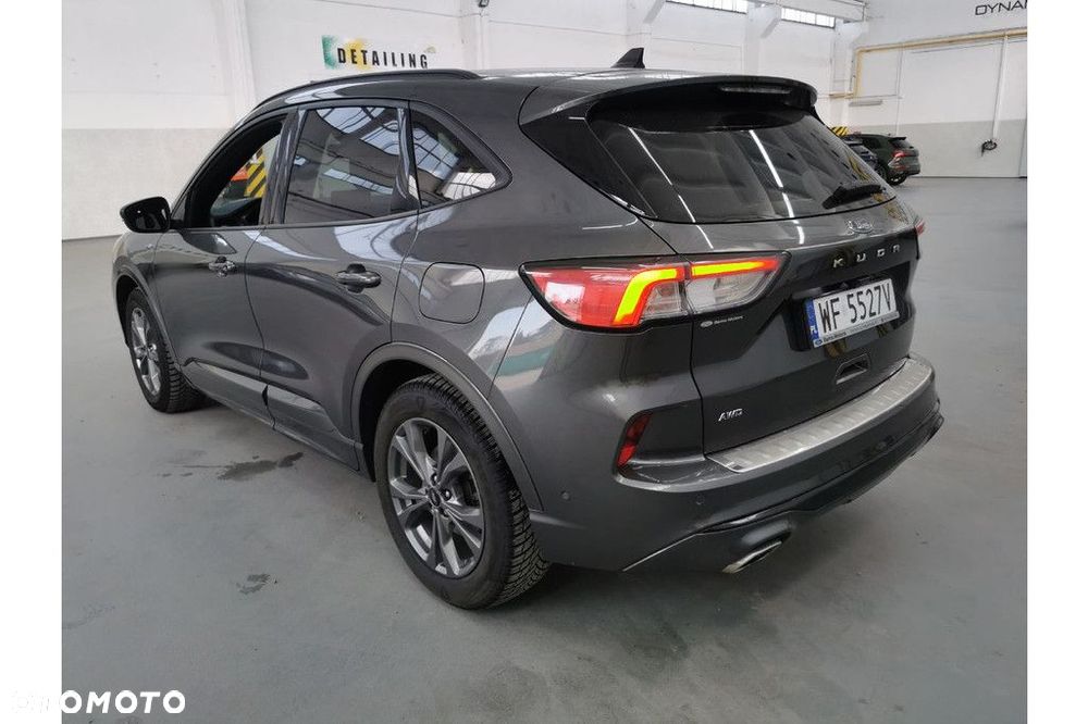 Ford Kuga - 4