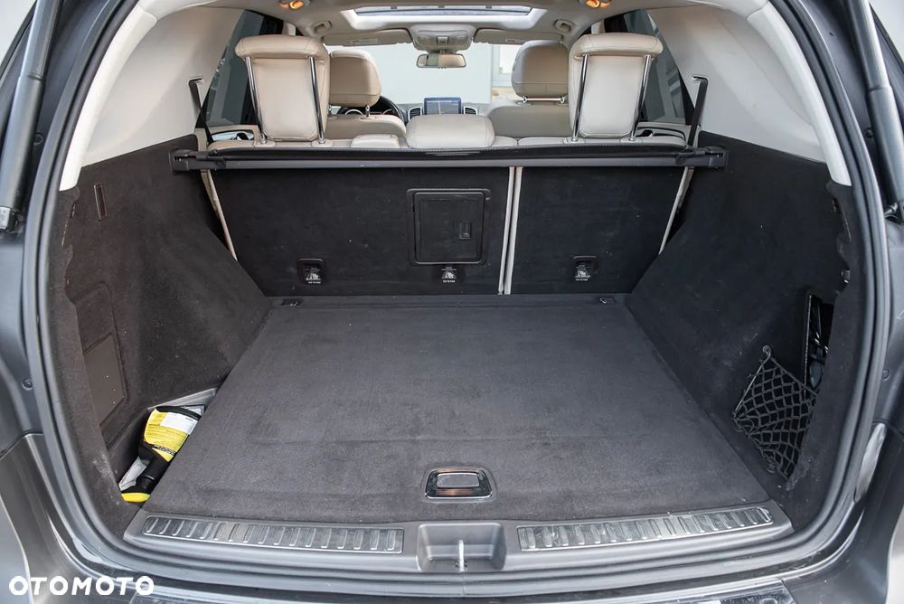 Mercedes-Benz GLE - 36