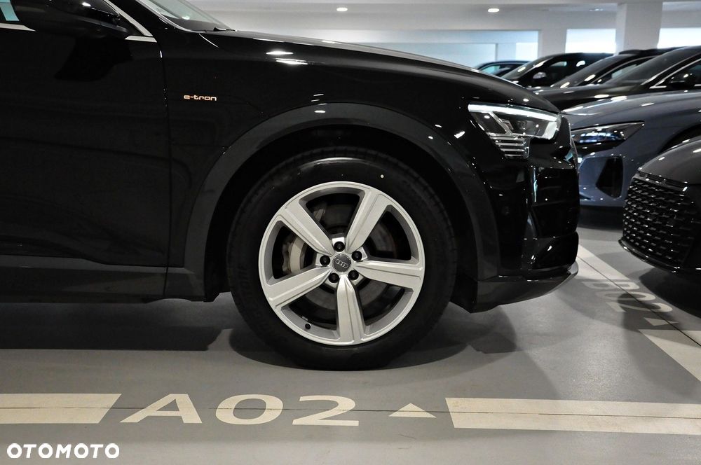 Audi e-tron - 9