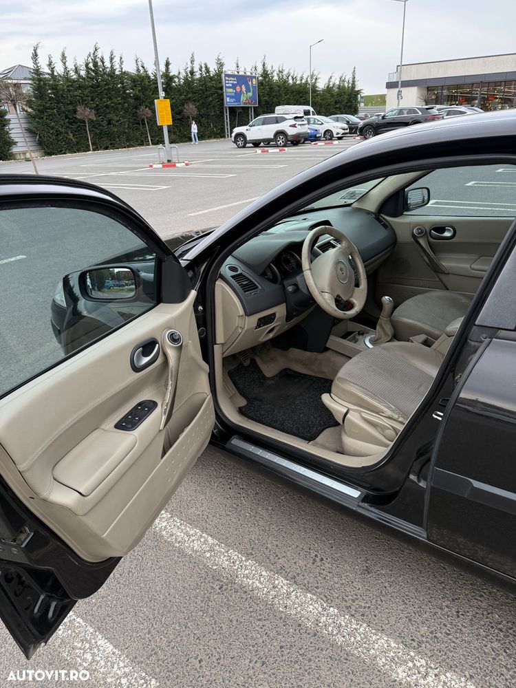 Renault Megane 1.5 dCi Authentique - 9