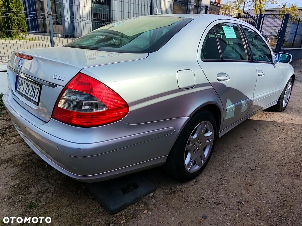 Mercedes-Benz Klasa E - 4