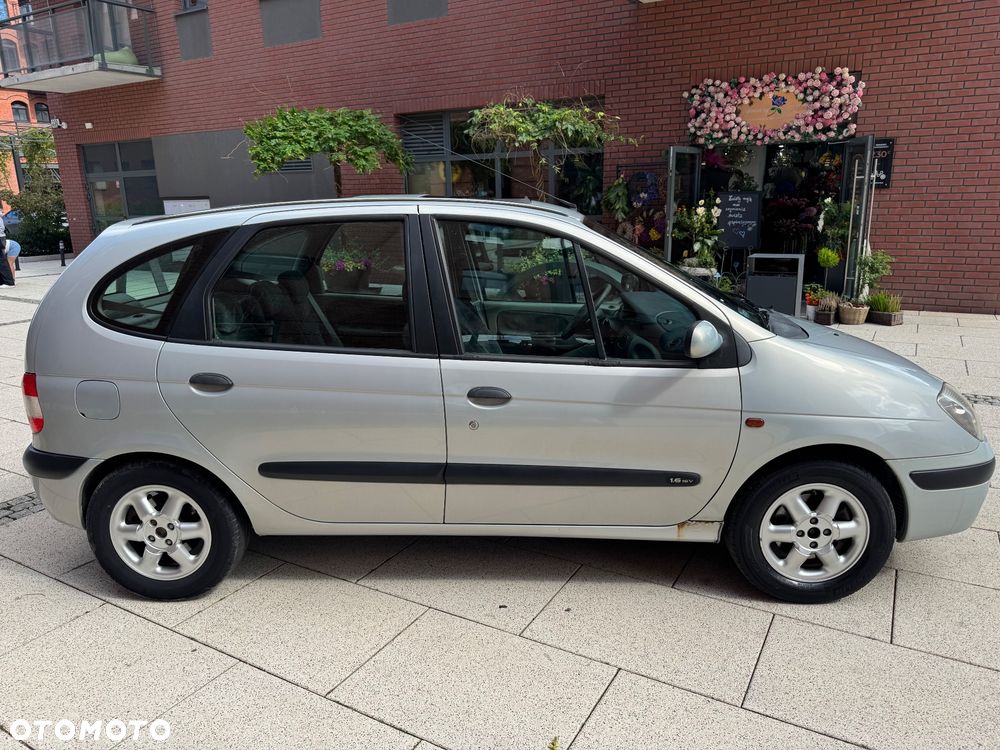 Renault Scenic 1.6 16V Privilege - 2