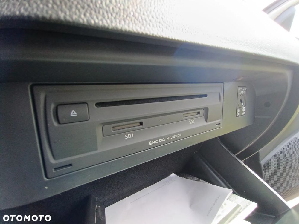 Skoda Octavia 2.0 TDI Elegance DSG - 38