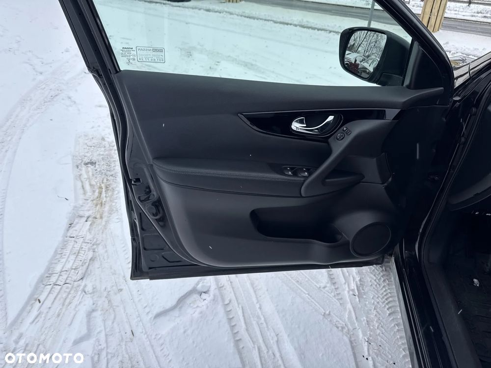 Nissan Qashqai 1.3 DIG-T ACENTA - 21