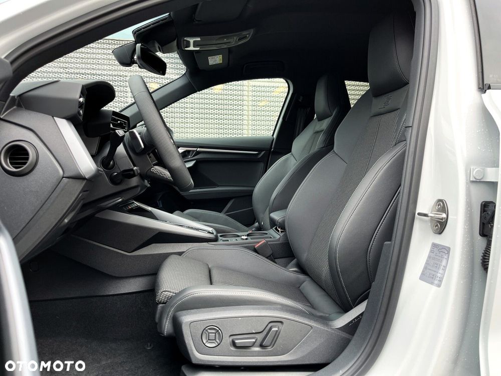 Audi S3 Limousine - 22