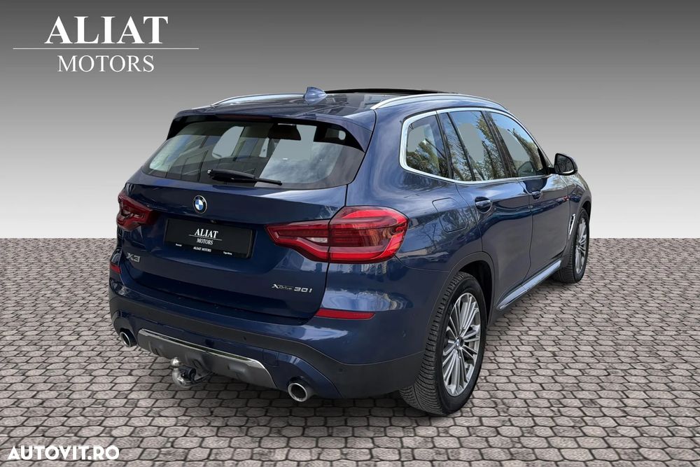 BMW X3 xDrive30i Aut. Luxury Line - 7