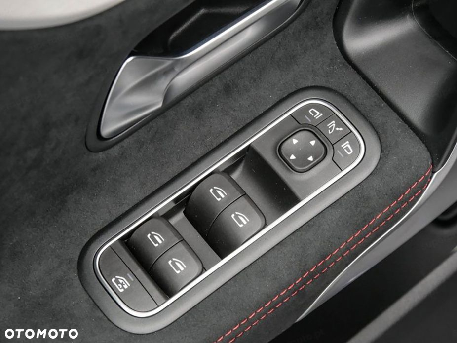 Mercedes-Benz CLA AMG 35 4-Matic 7G-DCT - 10