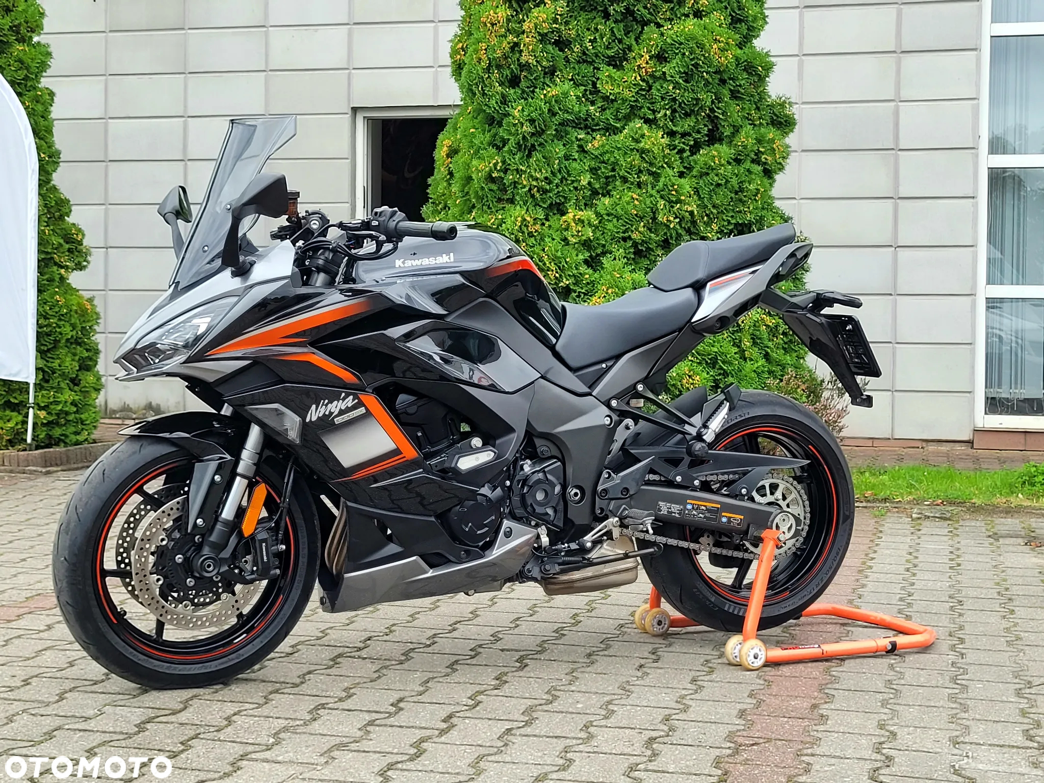 Kawasaki Ninja 1000 SX - 24