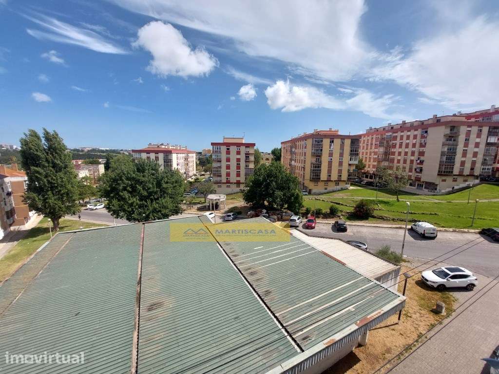Apartamento 3 assoalhadas c/ varanda e arrecadação Serra das Minas ... - Grande imagem: 3/22