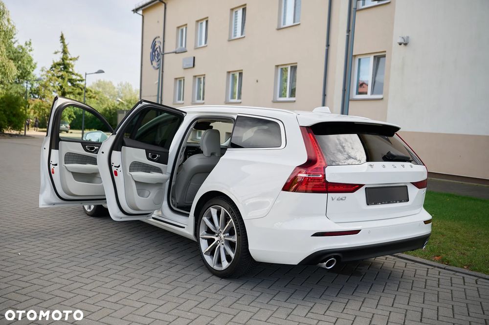 Volvo V60 2.0T Geartronic Powershift Momentum - 15