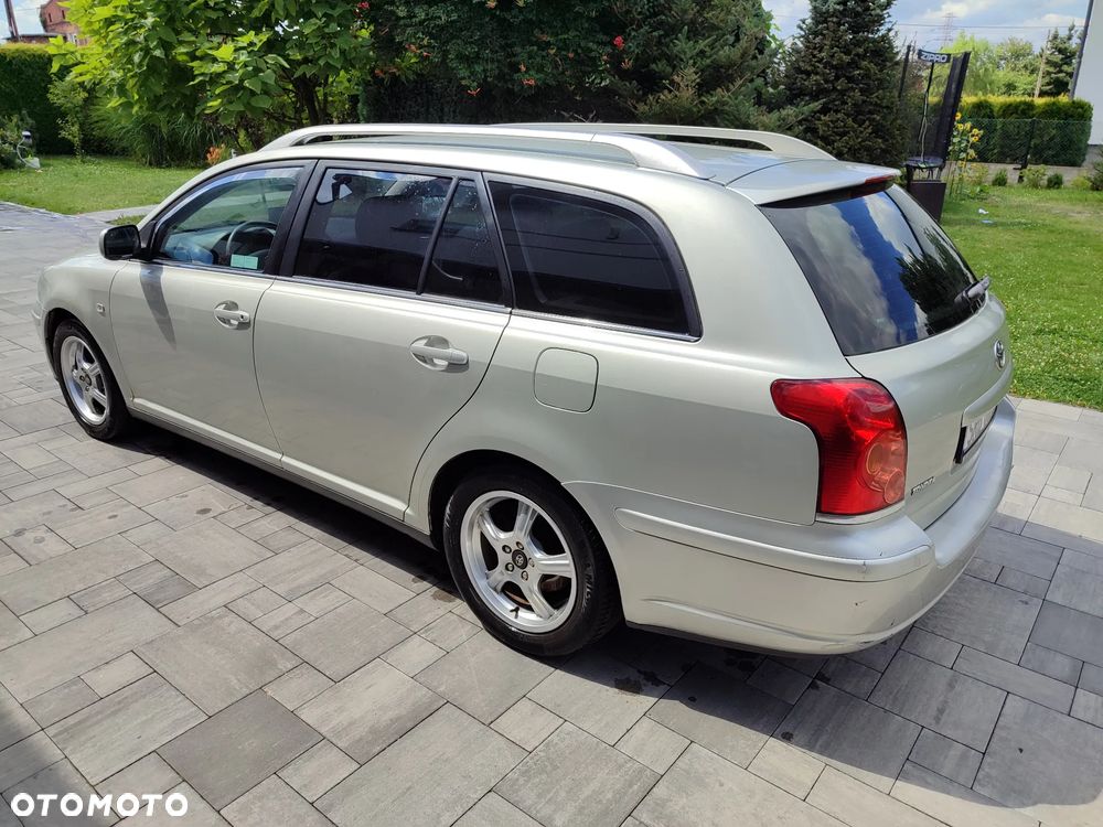 Toyota Avensis 1.6 VVT-i Terra - 6