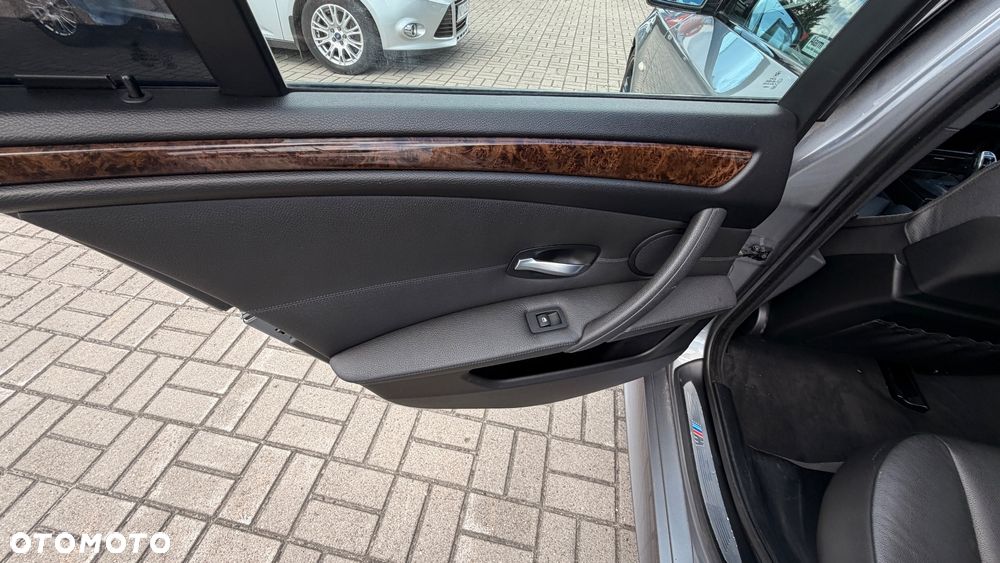 BMW Seria 5 - 21