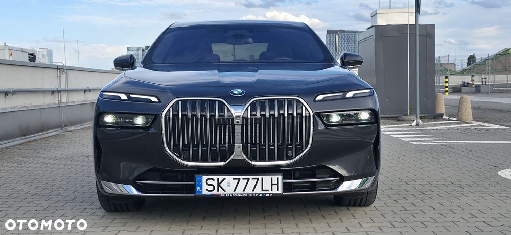 BMW Seria 7 - 7