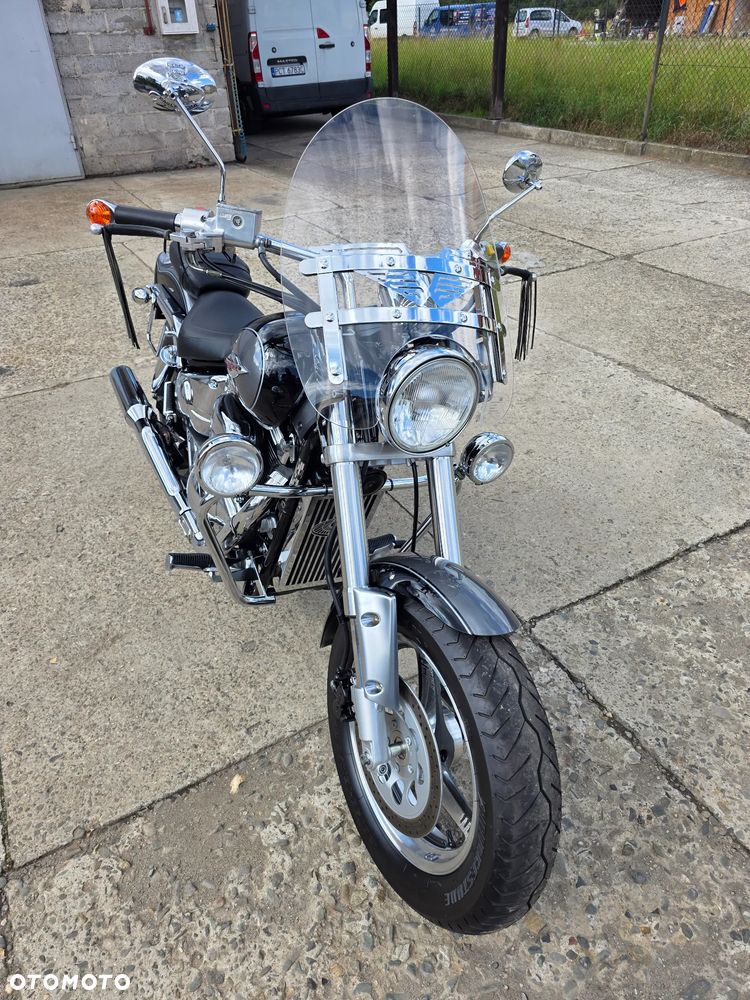 Suzuki VZ - 9