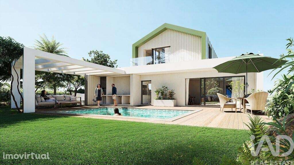 Casa / Villa T4 em Santa Maria, São Pedro e Sobral da Lagoa de 152,00 - Grande imagem: 3/12