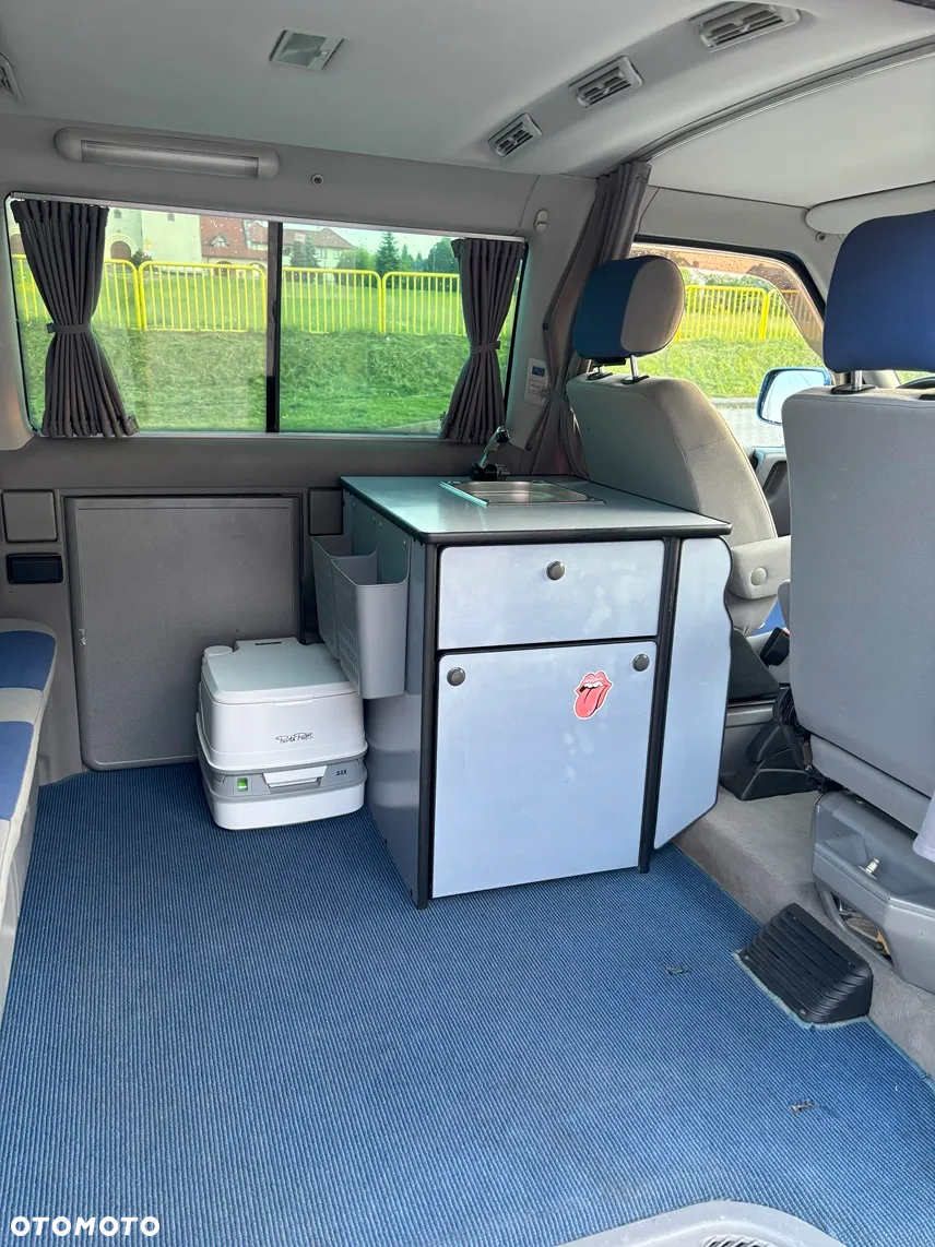 Volkswagen Multivan TDI - 11