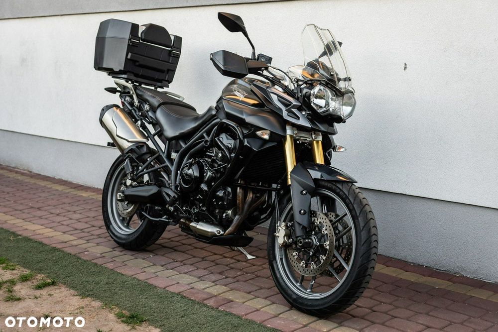 Triumph Tiger - 1