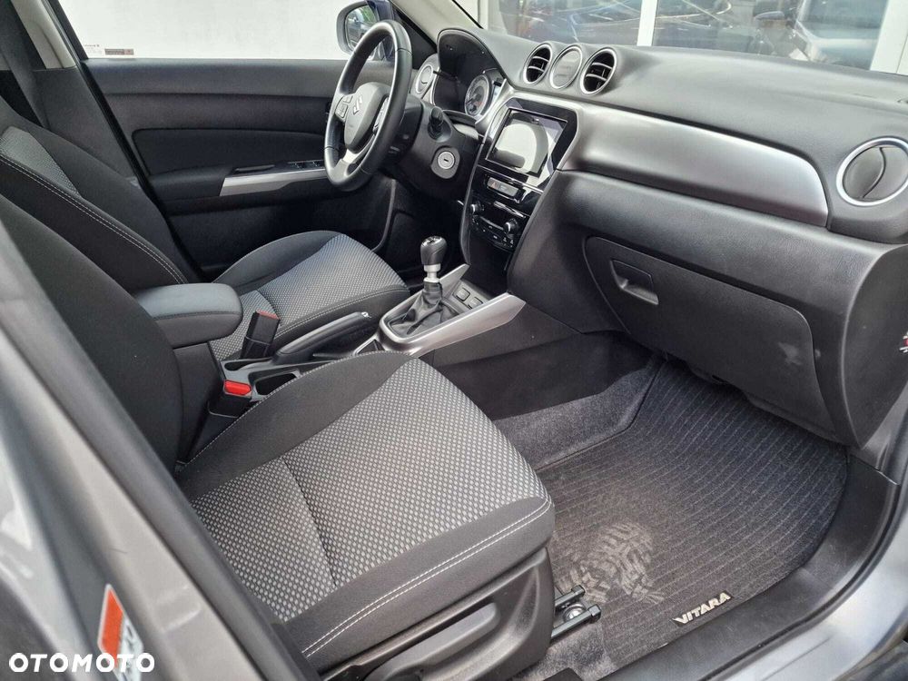 Suzuki Vitara - 16