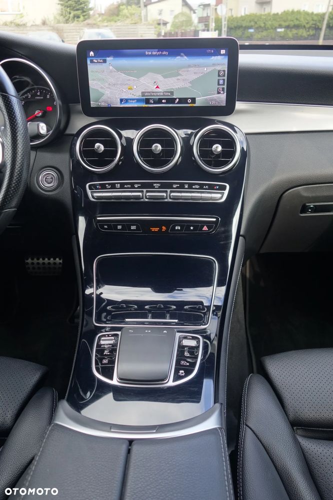 Mercedes-Benz GLC 300 e 4-Matic Business Edition - 16