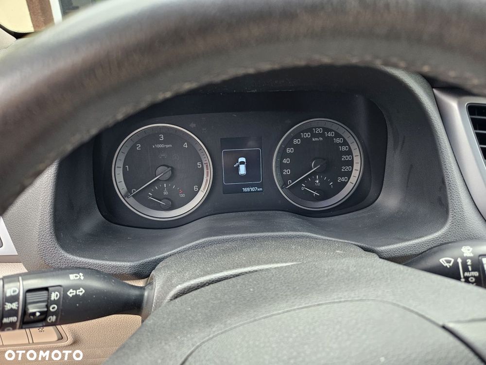 Hyundai Tucson 2.0 CRDI Comfort 4WD - 13
