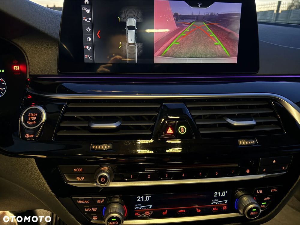 BMW Seria 5 540d xDrive Sport Line - 24