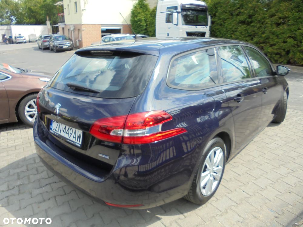 Peugeot 308 SW BlueHDi 150 Automatik Stop & Start Allure - 4