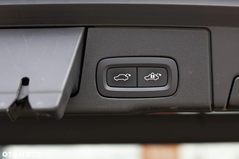 Volvo XC 60 B5 B Geartronic Inscription - 23