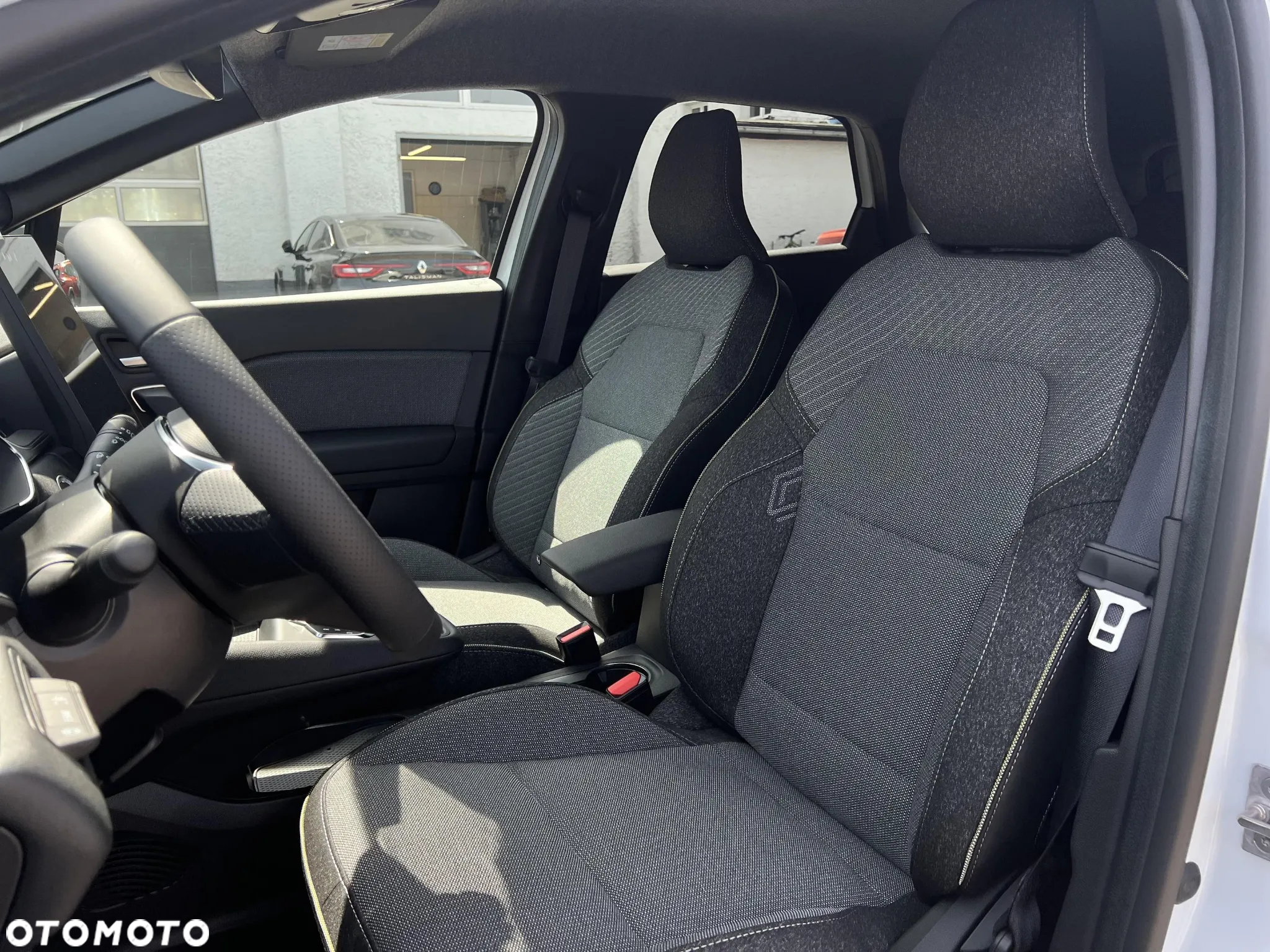 Renault Symbioz 1.6 E-Tech Full Hybrid 145 Techno - 11