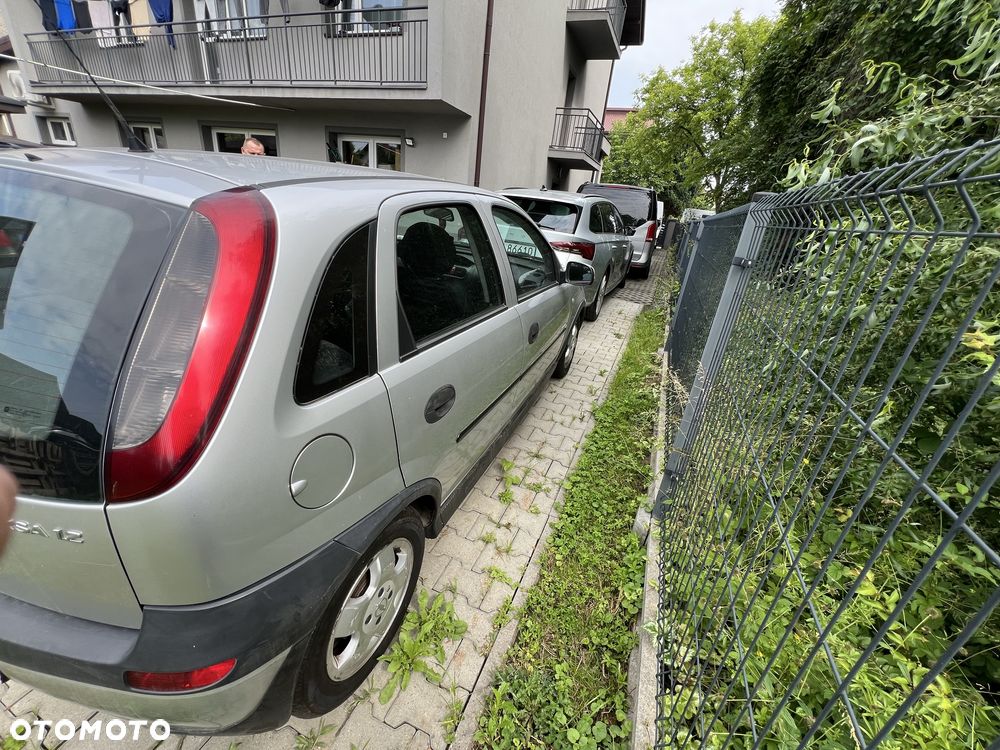 Opel Corsa - 3