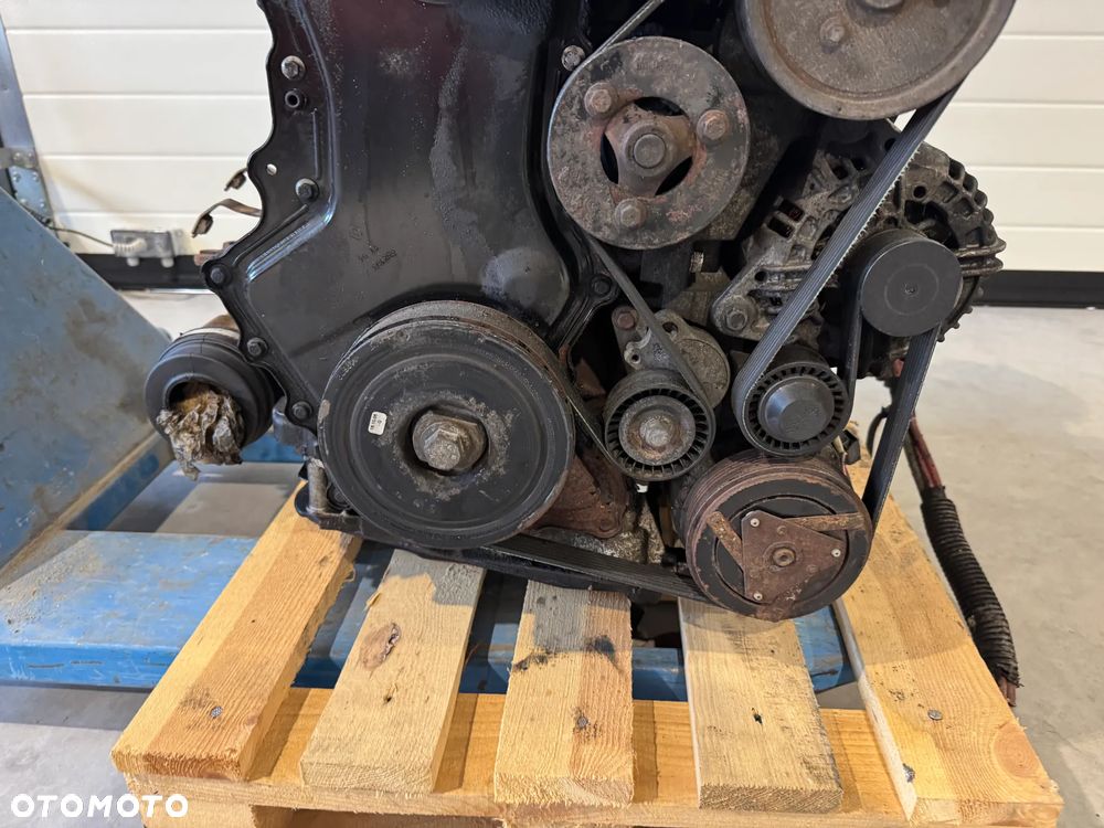 SILNIK 2.0 DCI M9RE780 M9R 780 TRAFIC VIVARO EURO 4 KOMPLETNY M9R780 - 9