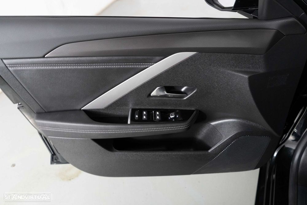 Opel Astra Sports Tourer 1.2 T GS Line - 21